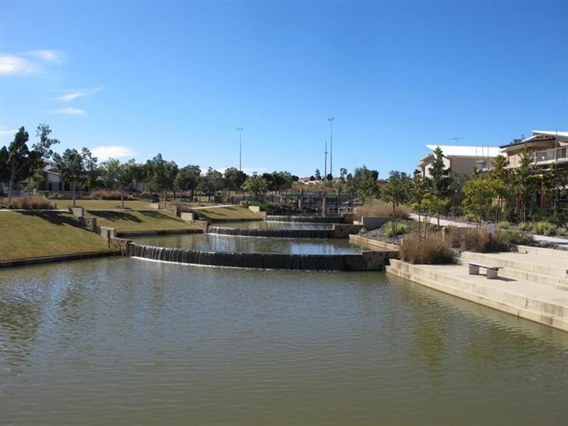 1 Wharf Court, Springfield Lakes QLD 4300