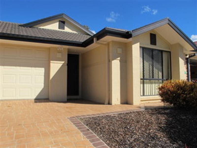 On Lakeside Avenue, Springfield Lakes QLD 4300