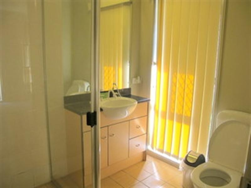 On Lakeside Avenue, Springfield Lakes QLD 4300