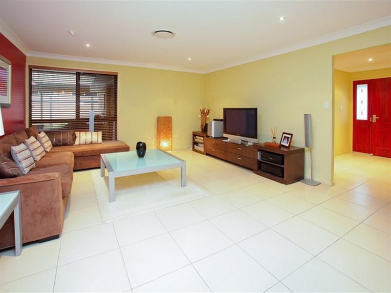 22 Cheihk Crescent, Collingwood Park QLD 4301