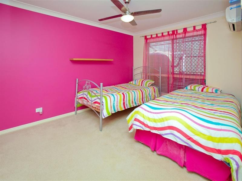 37 Viewpoint Drive, Springfield Lakes QLD 4300