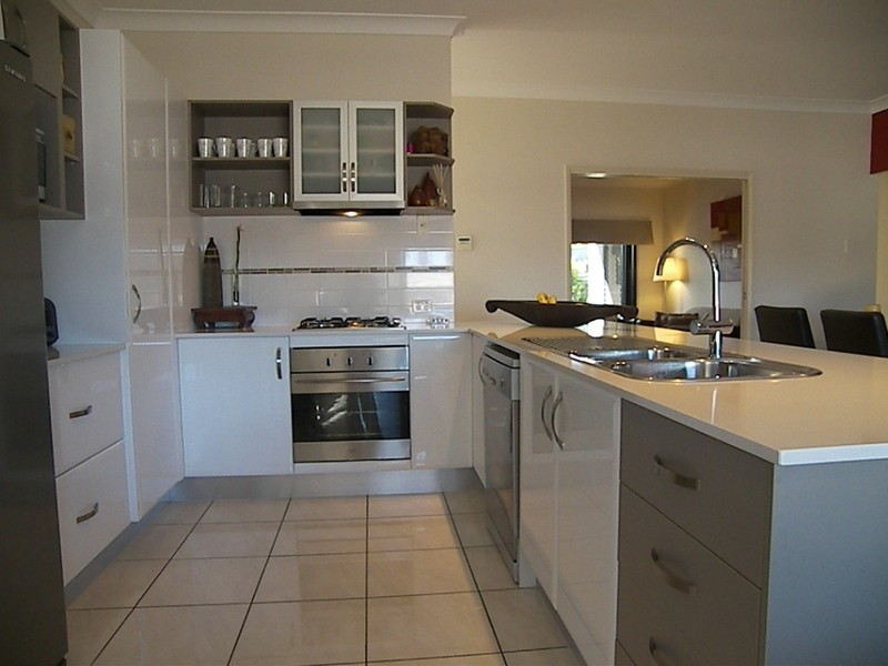 Springfield Lakes QLD 4300