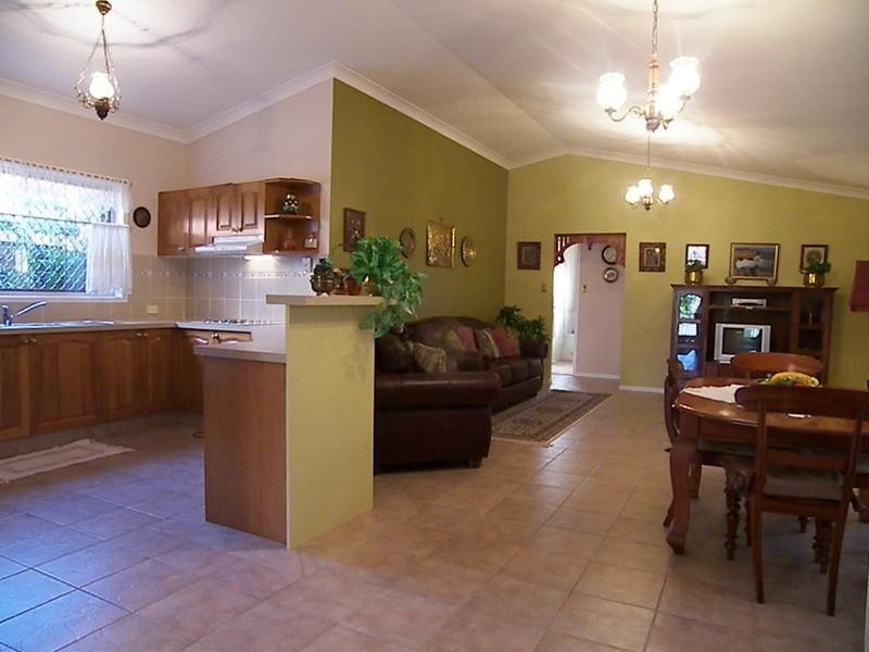 65 St James Street, Forest Lake QLD 4078