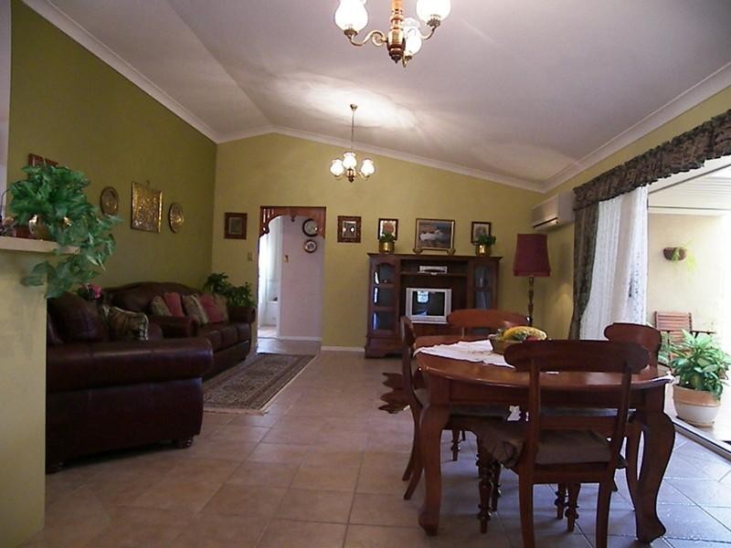 65 St James Street, Forest Lake QLD 4078