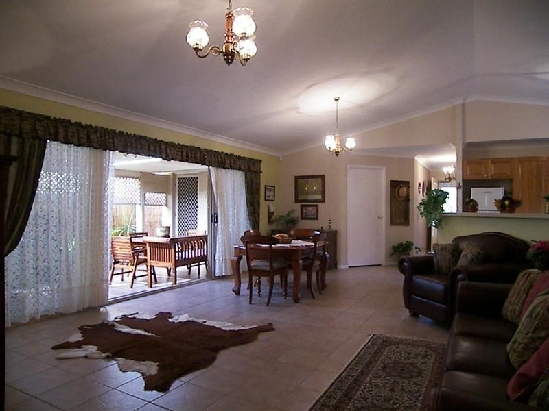 65 St James Street, Forest Lake QLD 4078