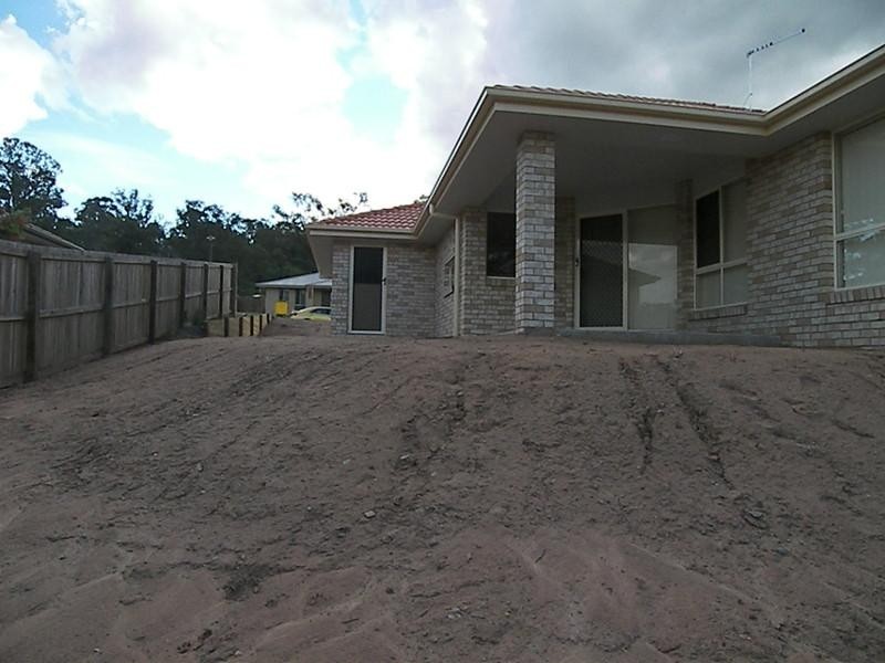 47 Eric Drive, Blackstone QLD 4304