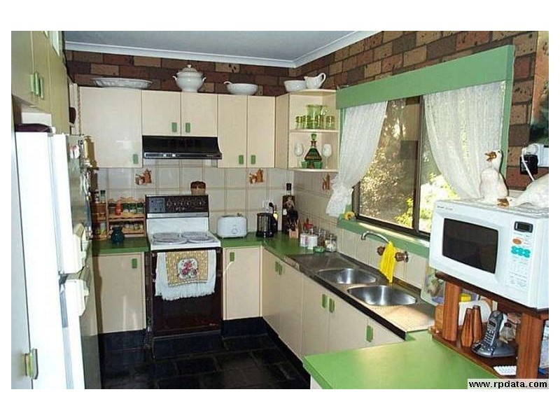 1 Ron Street, Camira QLD 4300