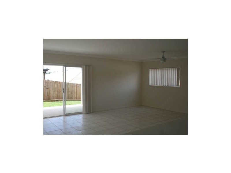 10 Daintree Place, Springfield Lakes QLD 4300