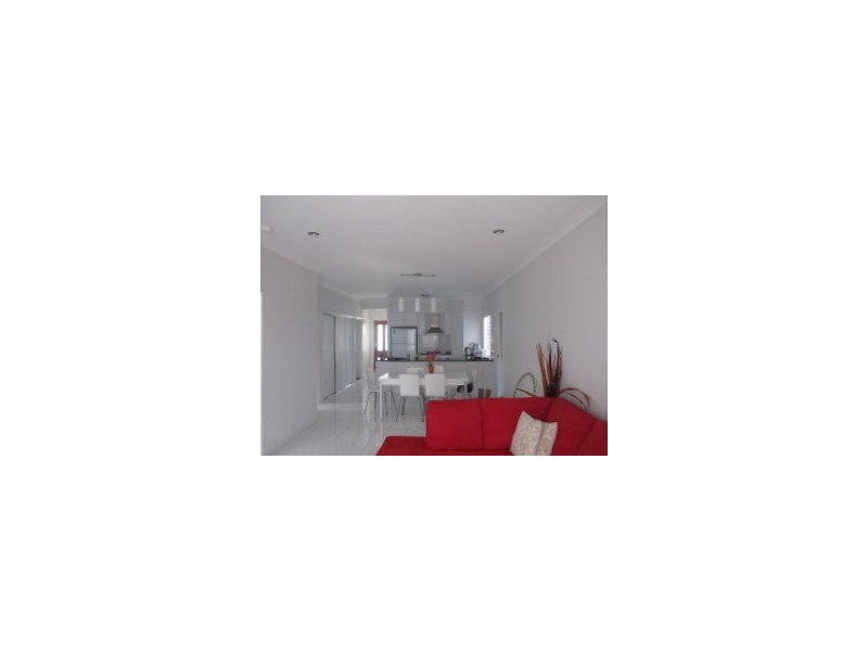 On Violet Avenue, Springfield Lakes QLD 4300