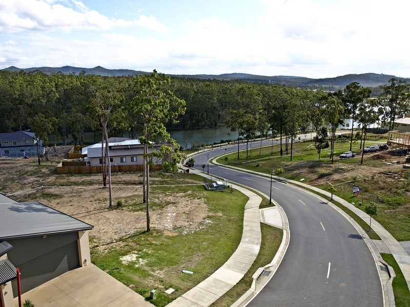 39 The Promenade, Springfield Lakes QLD 4300
