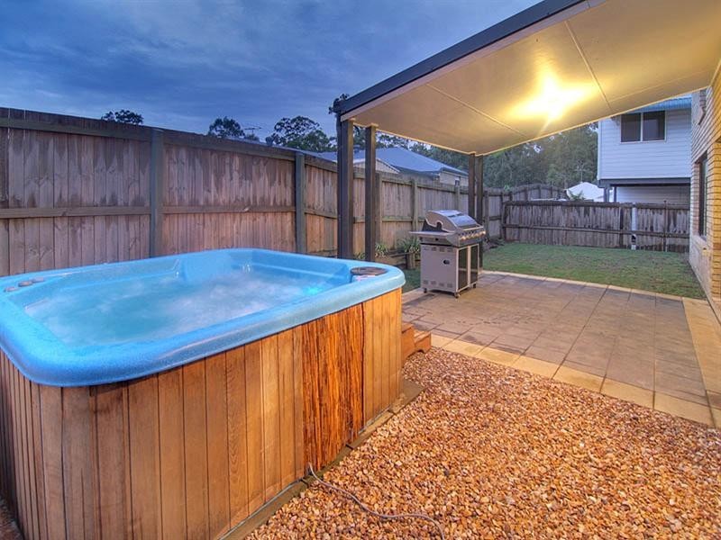 30 Admiral Crescent, Springfield Lakes QLD 4300