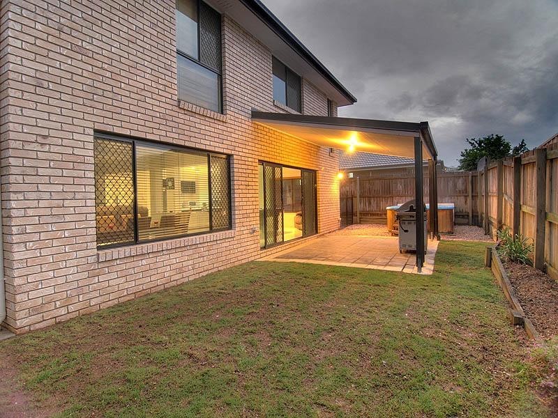 30 Admiral Crescent, Springfield Lakes QLD 4300