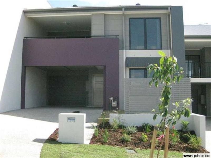 13 Hyde Avenue, Springfield Lakes QLD 4300