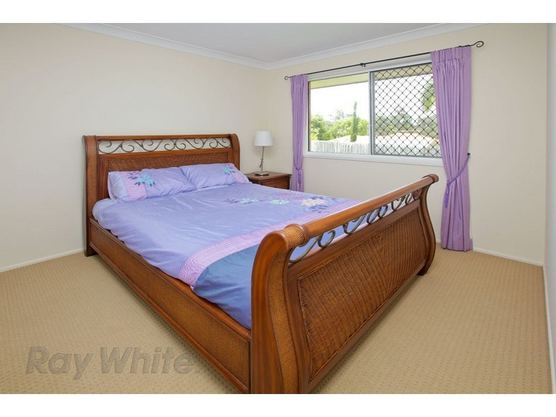 50 Ravenswood Lane, Springfield QLD 4300