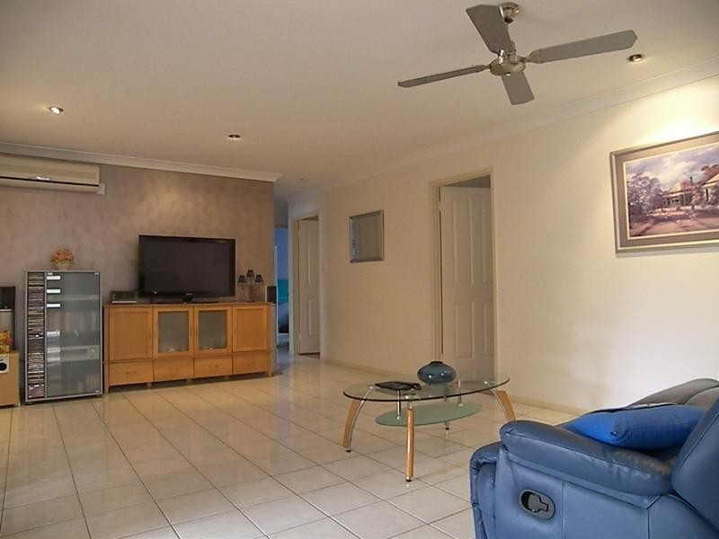 2 Billabong Place, Springfield QLD 4300