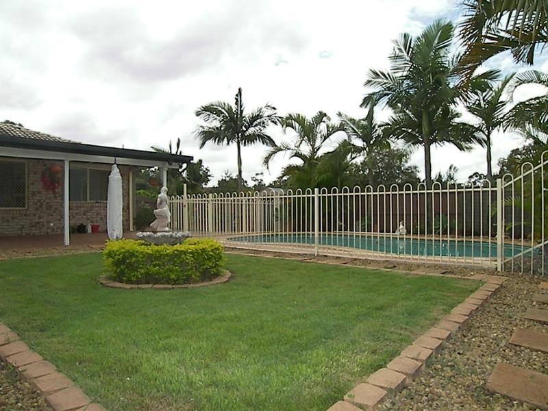 2 Billabong Place, Springfield QLD 4300