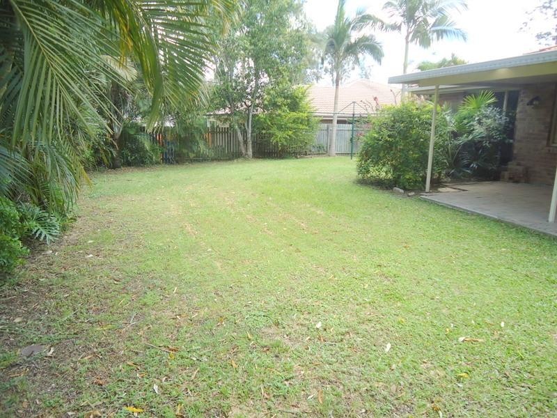 On Ramses Close, Camira QLD 4300