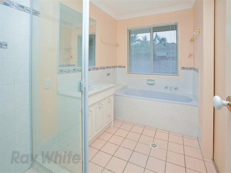 40 Maple Avenue, Camira QLD 4300