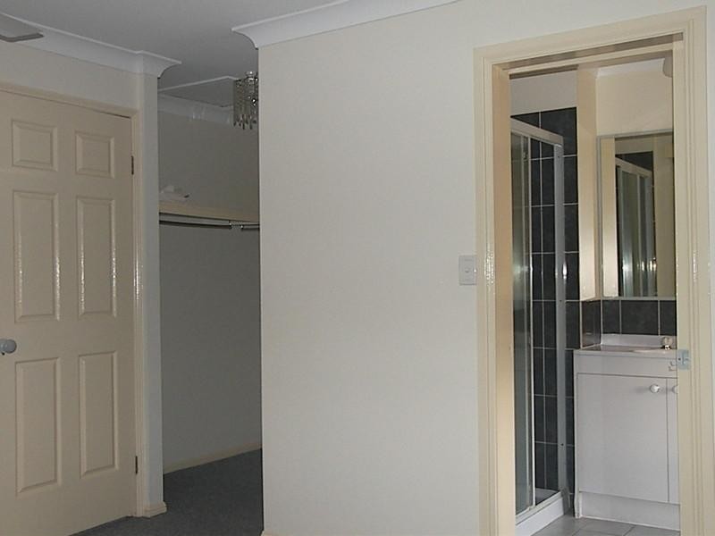 4 Moresby, Springfield QLD 4300