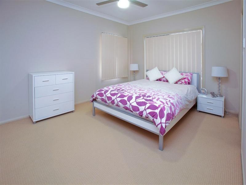 4 Clearpoint, Springfield Lakes QLD 4300