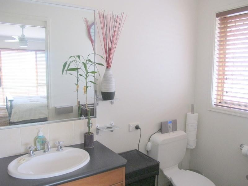 On Canterbury Bells Circuit, Springfield Lakes QLD 4300