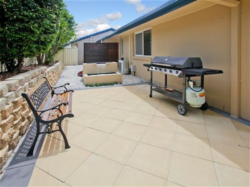 34 Woodbine Avenue, Camira QLD 4300