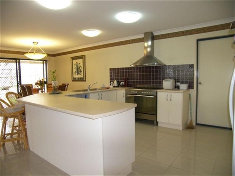 189 Lakeside Avenue, Springfield Lakes QLD 4300