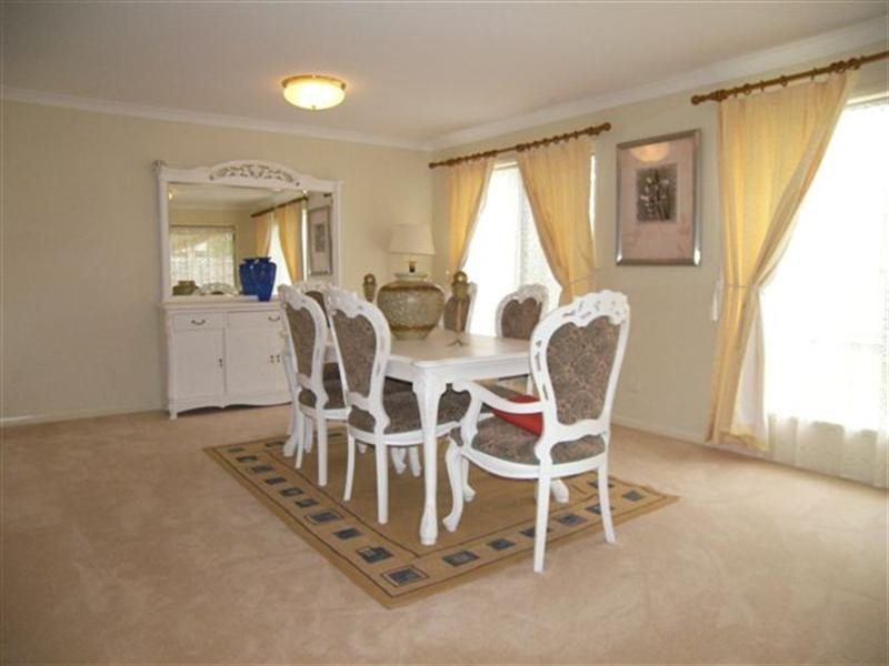 189 Lakeside Avenue, Springfield Lakes QLD 4300