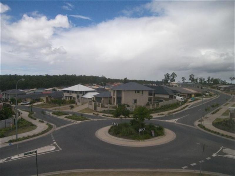 189 Lakeside Avenue, Springfield Lakes QLD 4300