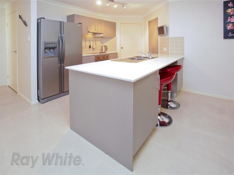 20 Rosa Court, Camira QLD 4300