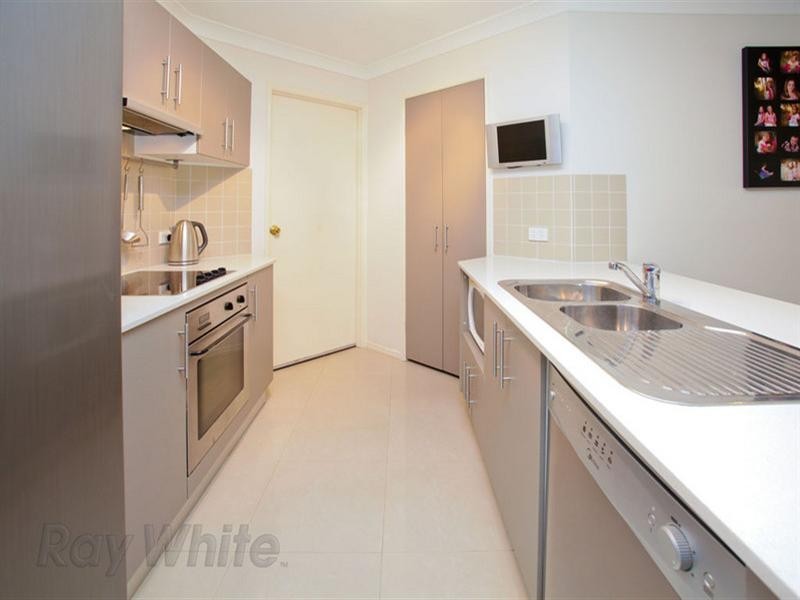 20 Rosa Court, Camira QLD 4300