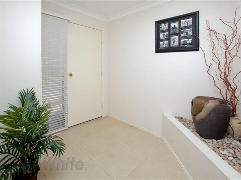 20 Rosa Court, Camira QLD 4300