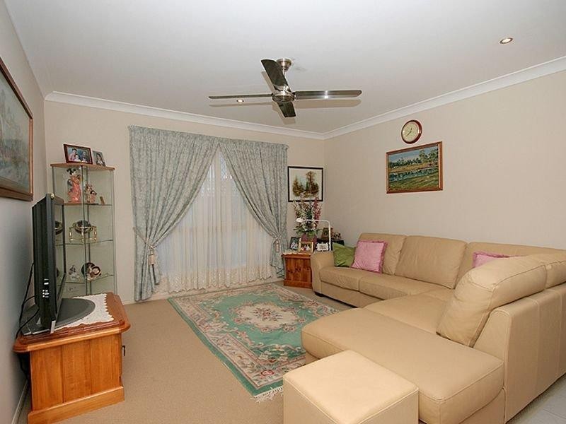 26 Shearwater Terrace, Springfield Lakes QLD 4300