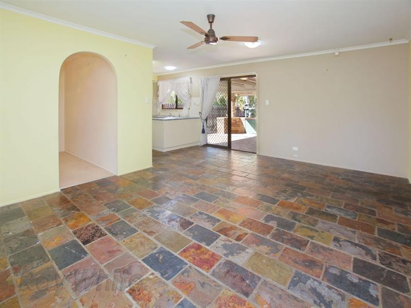 28 Wilson Drive, Camira QLD 4300