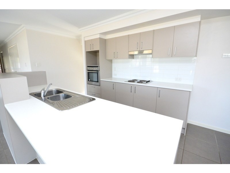 53 Ambrose Drive, Augustine Heights QLD 4300