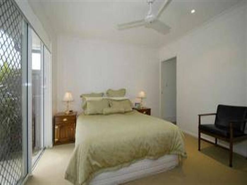 On Jezabel Drive, Springfield Lakes QLD 4300