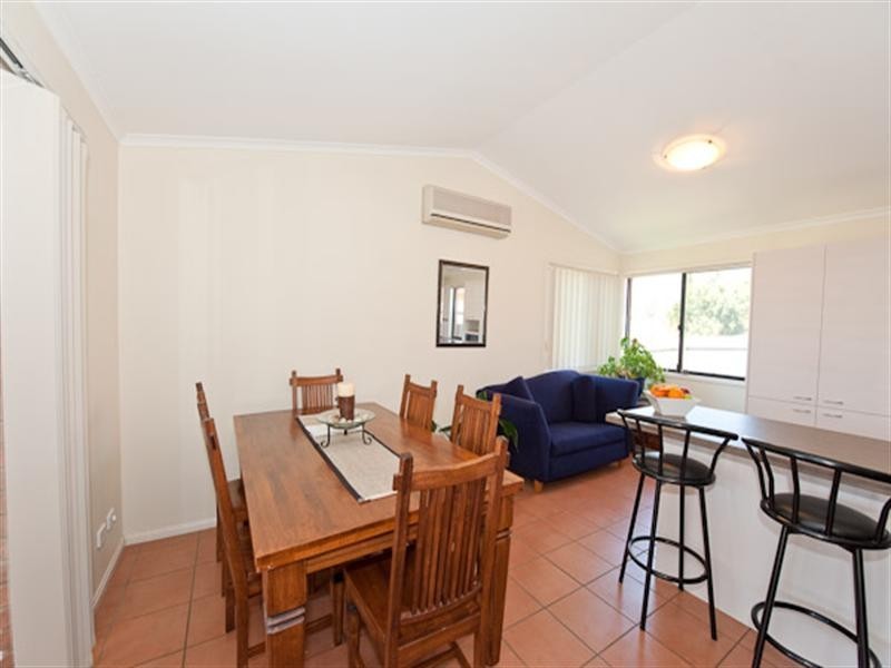 18 Danube Crescent, Springfield QLD 4300