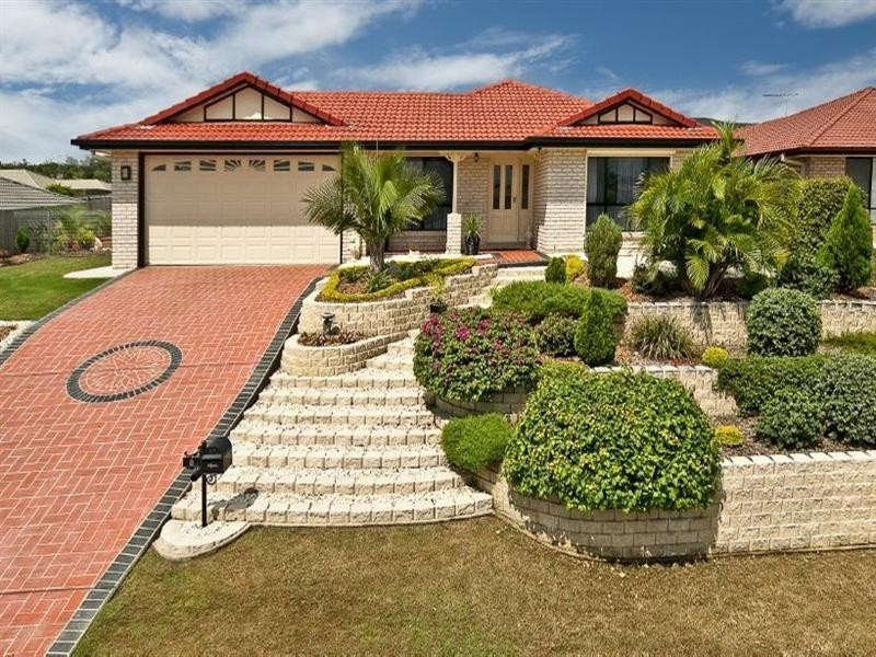 8 De Valera Street, Collingwood Park QLD 4301