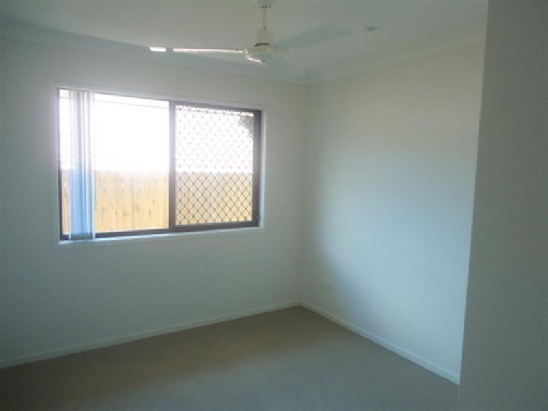 On Cottonwood Crescent, Springfield Lakes QLD 4300