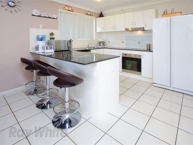 10 Esperance Crescent, Springfield Lakes QLD 4300