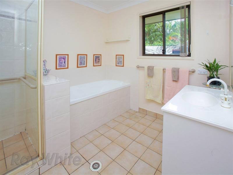19 Park Grove Avenue, Camira QLD 4300
