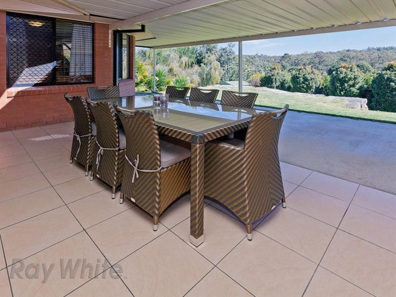 10 Scenic Crescent, Springfield QLD 4300