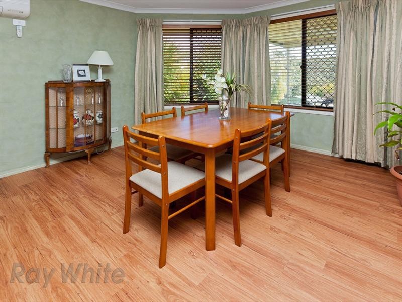 10 Scenic Crescent, Springfield QLD 4300