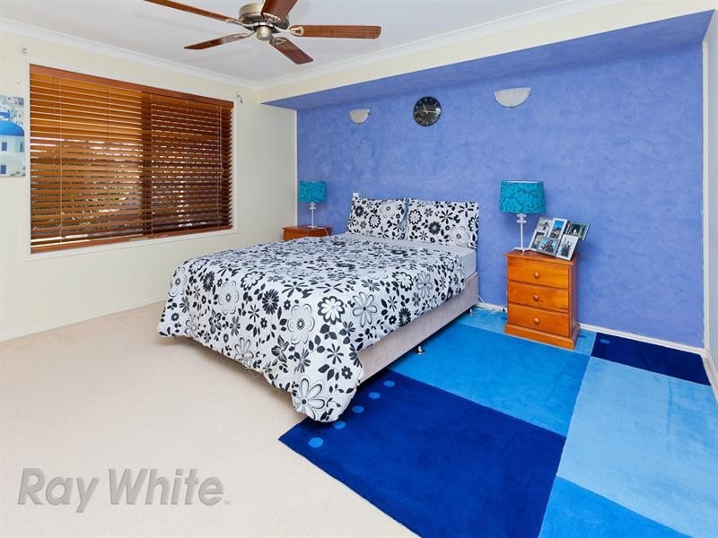 10 Scenic Crescent, Springfield QLD 4300