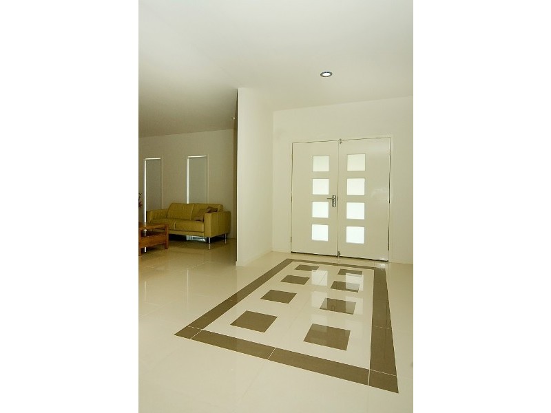 54 Farren Street, Camira QLD 4300