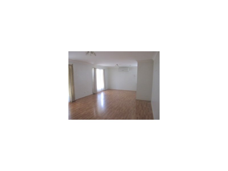 19 Crestwood Drive, Camira QLD 4300