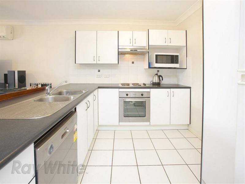 20 Cheihk Crescent, Collingwood Park QLD 4301