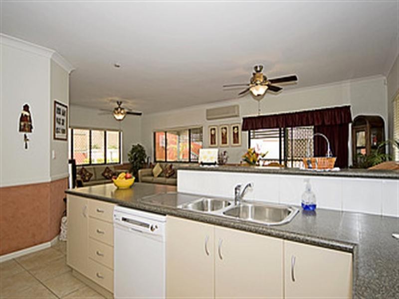 On Creekside Avenue, Springfield Lakes QLD 4300