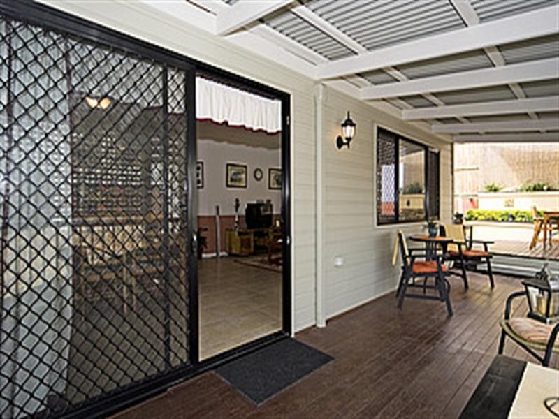 On Creekside Avenue, Springfield Lakes QLD 4300