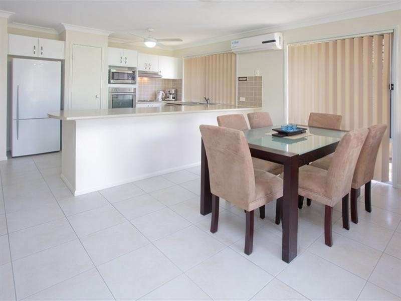 On Carnarvon Avenue, Springfield Lakes QLD 4300